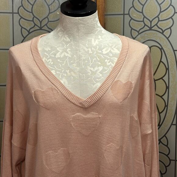 Torrid Jacquard Blush Pink V-Neck Heart Pull Over Sweater Hi Lo Hem Plus Size 1X - Picture 5 of 16